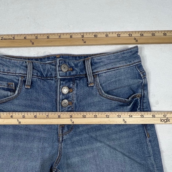 Old Navy high rise jean shorts - Picture 9 of 10